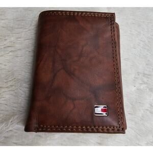 Tommy Hillfiger‎ Men's Brown Swril Look leather wallet Used once Soft India made